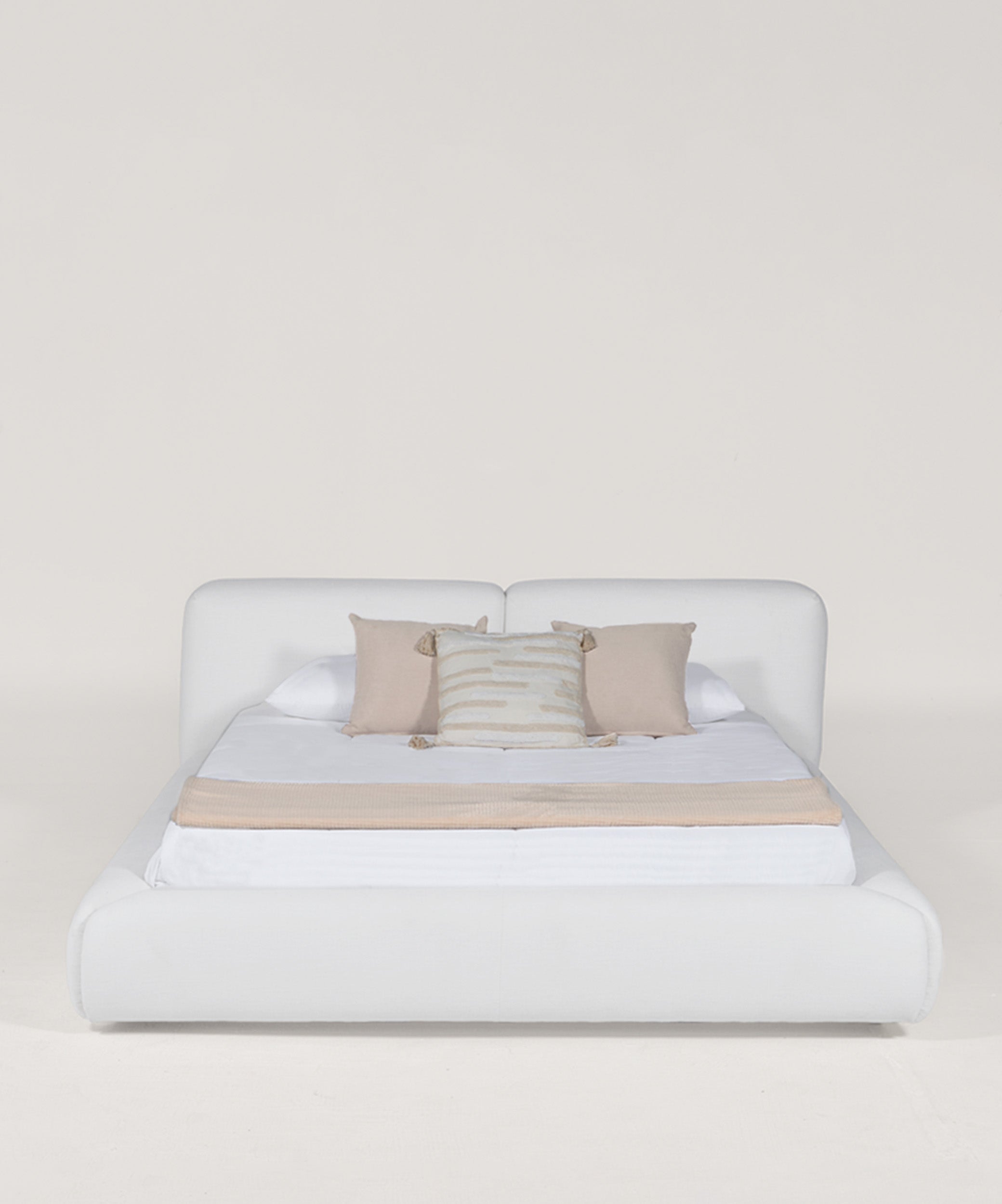 Cama Olive Queen Calabria Marfil