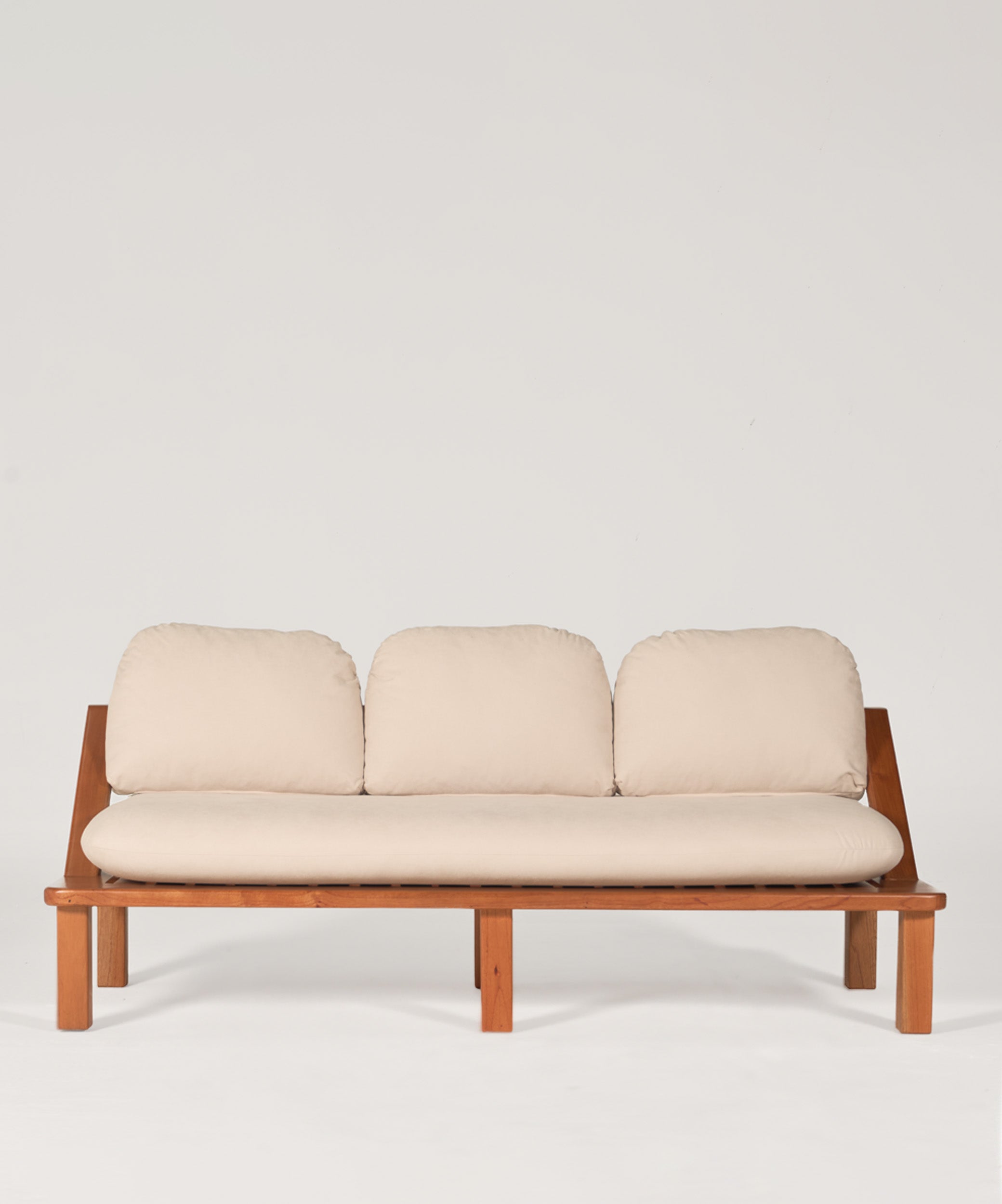 Sofa 3 Ptos Grecia Nuez Verdi Ivory